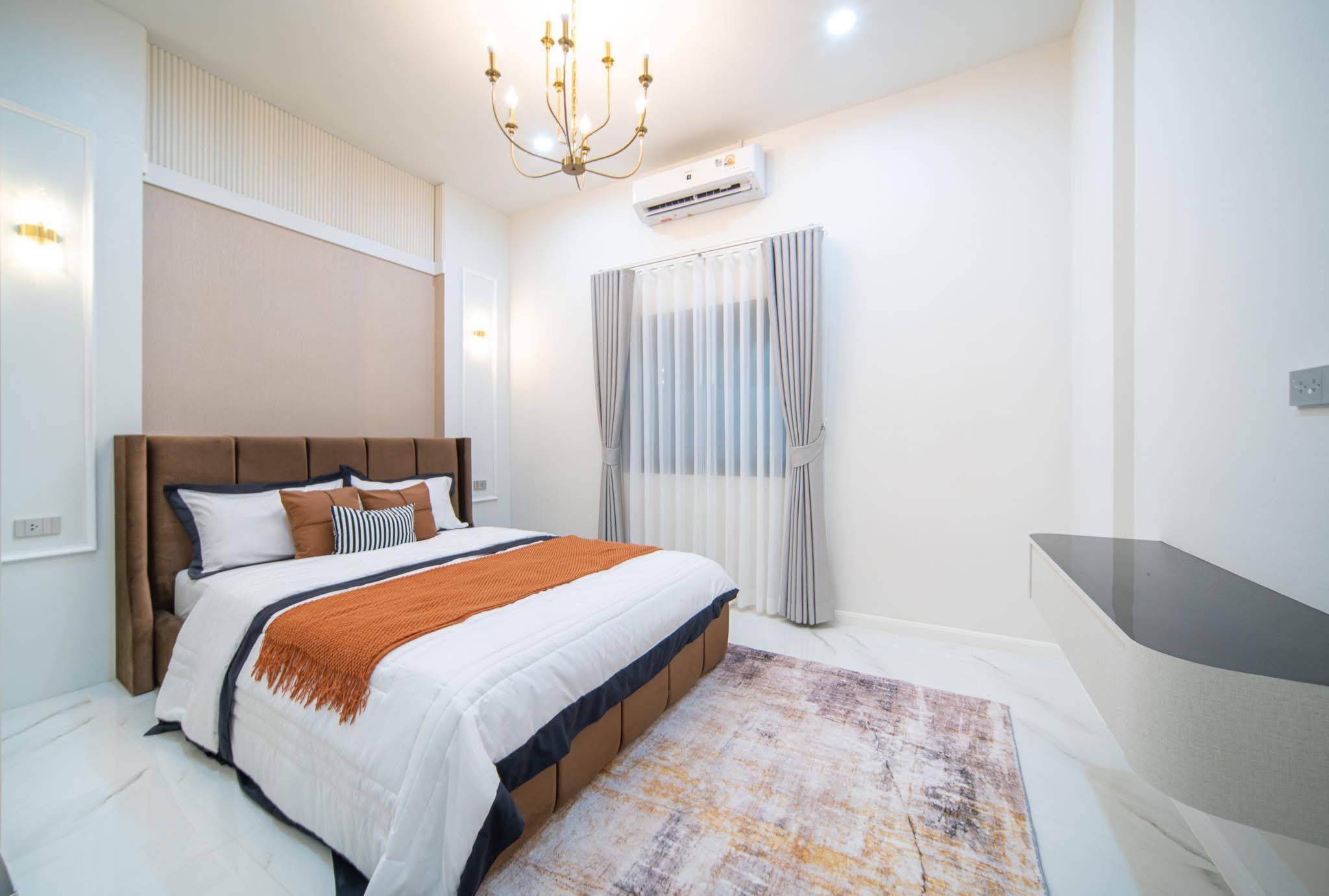 Single-Storey House For Sale
