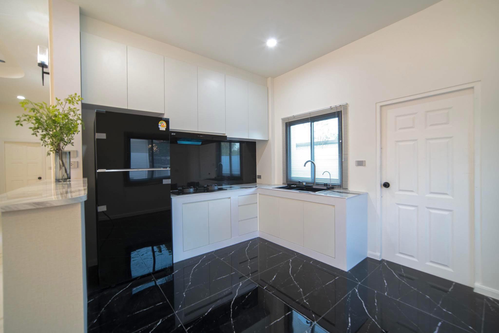 Single-Storey House For Sale