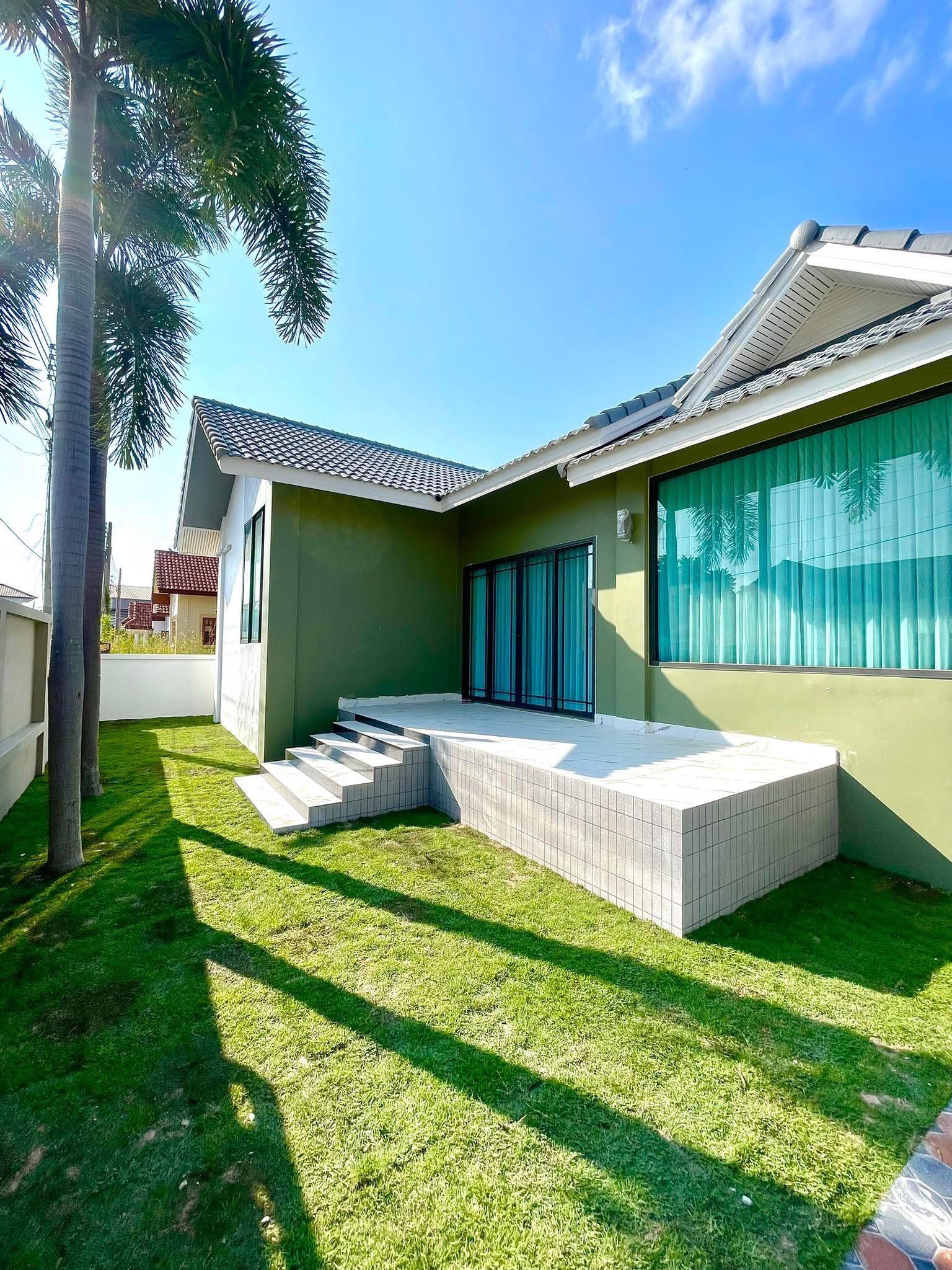 Single-Storey House For Sale