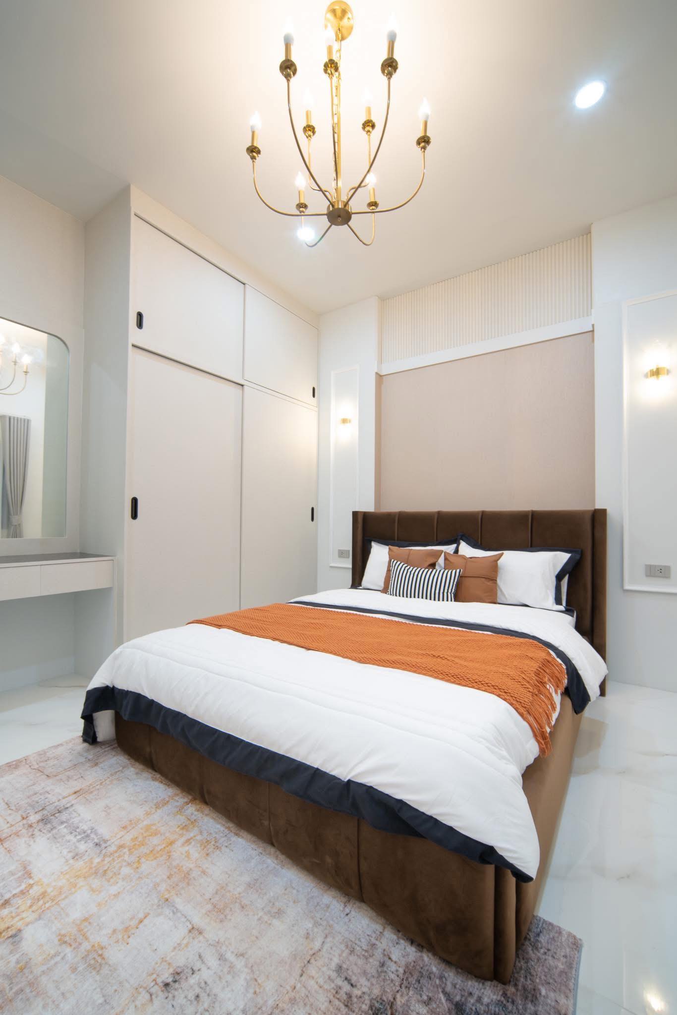 Single-Storey House For Sale