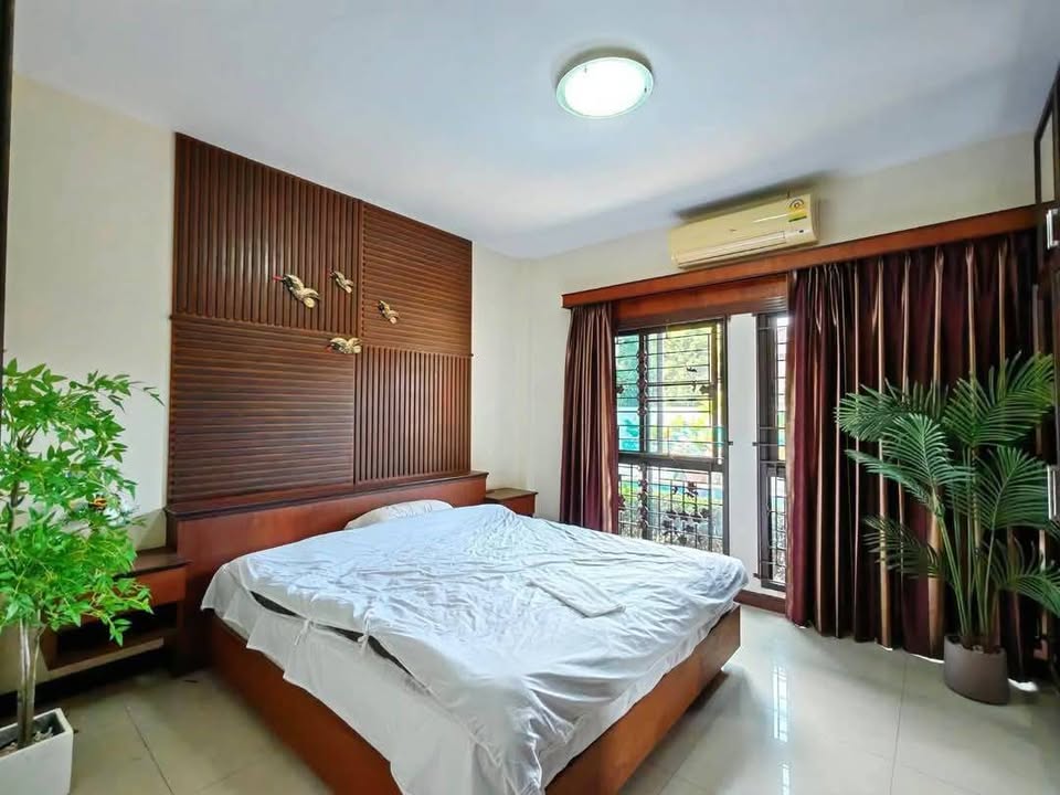 Beautiful Pool Villa For Sale