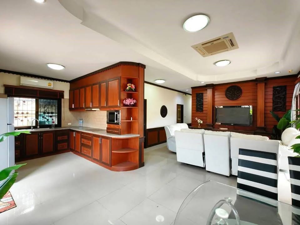 Beautiful Pool Villa For Sale