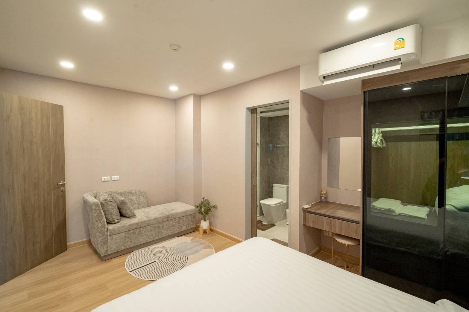 Two Bed Room Condo For Rent