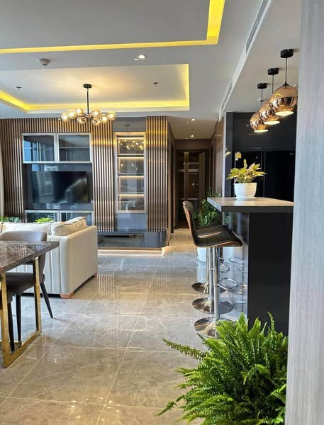 Penthouse with Jacuzzi For Rent