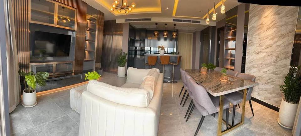 Penthouse with Jacuzzi For Rent