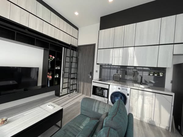 One Bedroom Condo For Rent