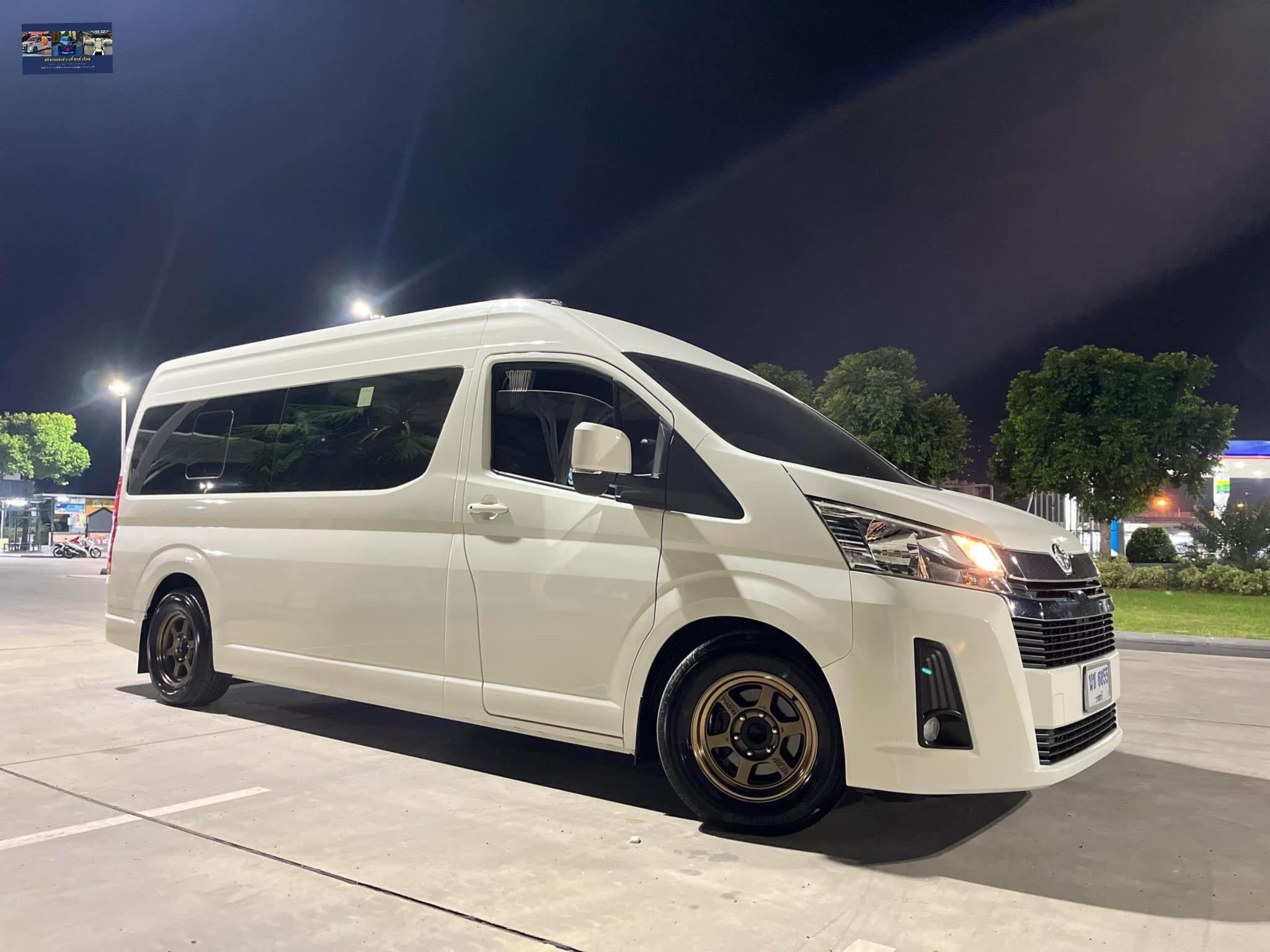 Toyota Commuter For Rent