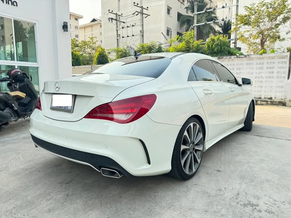 Mercedes Benz CLA 250 AMG For Rent