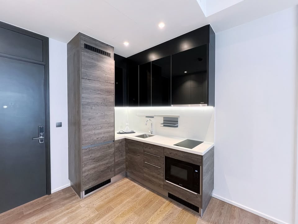 One Bedroom Condo For Rent