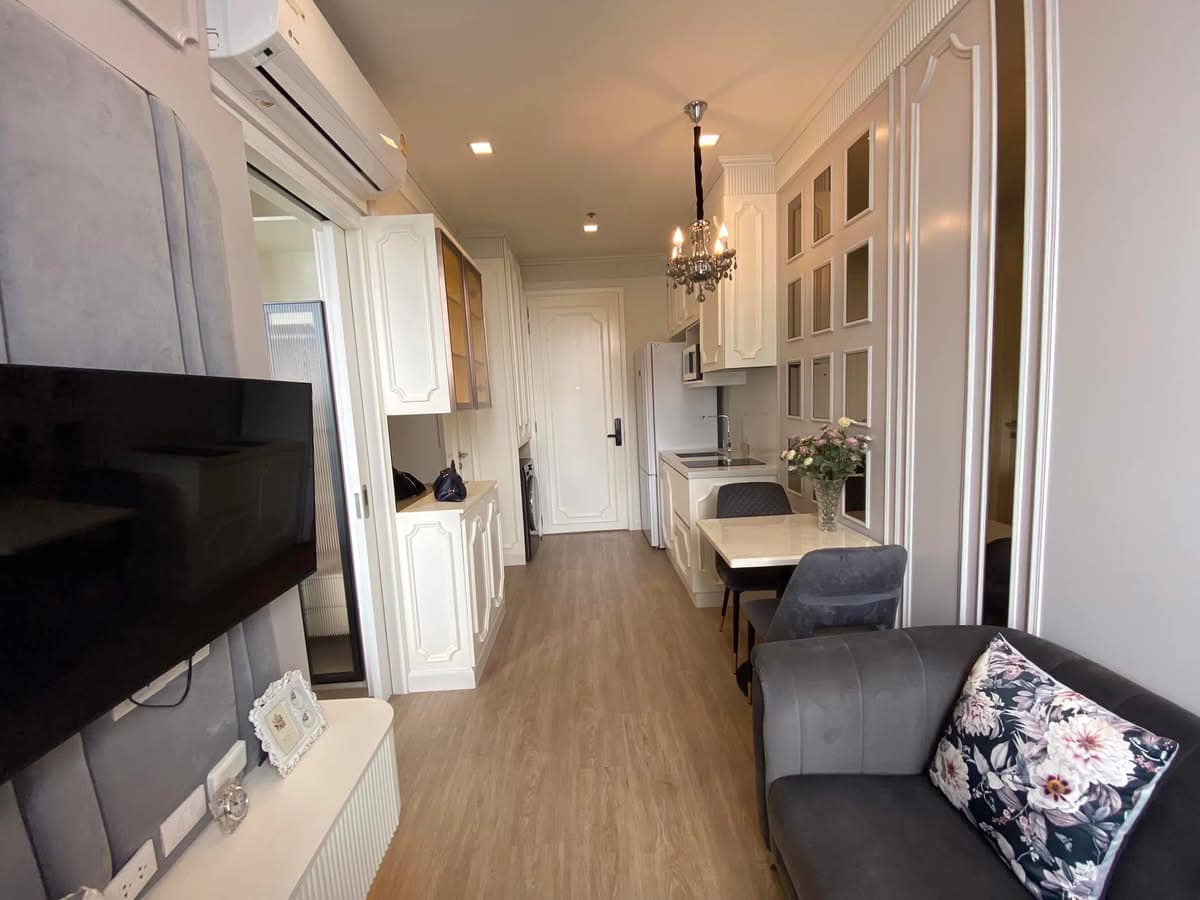 One Bedroom Condo For Rent
