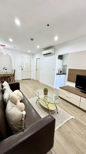 One Bedroom Condo For Rent