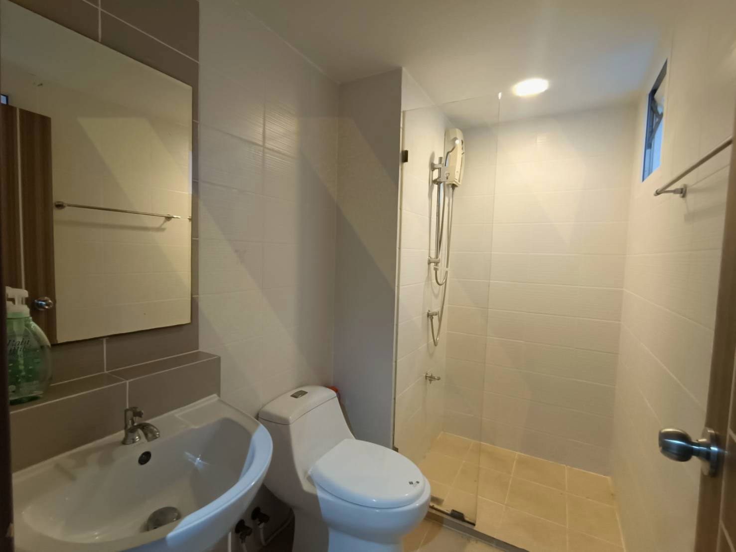 Two Bed Room Condo For Rent