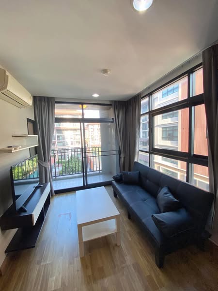 One Bedroom Condo For Rent
