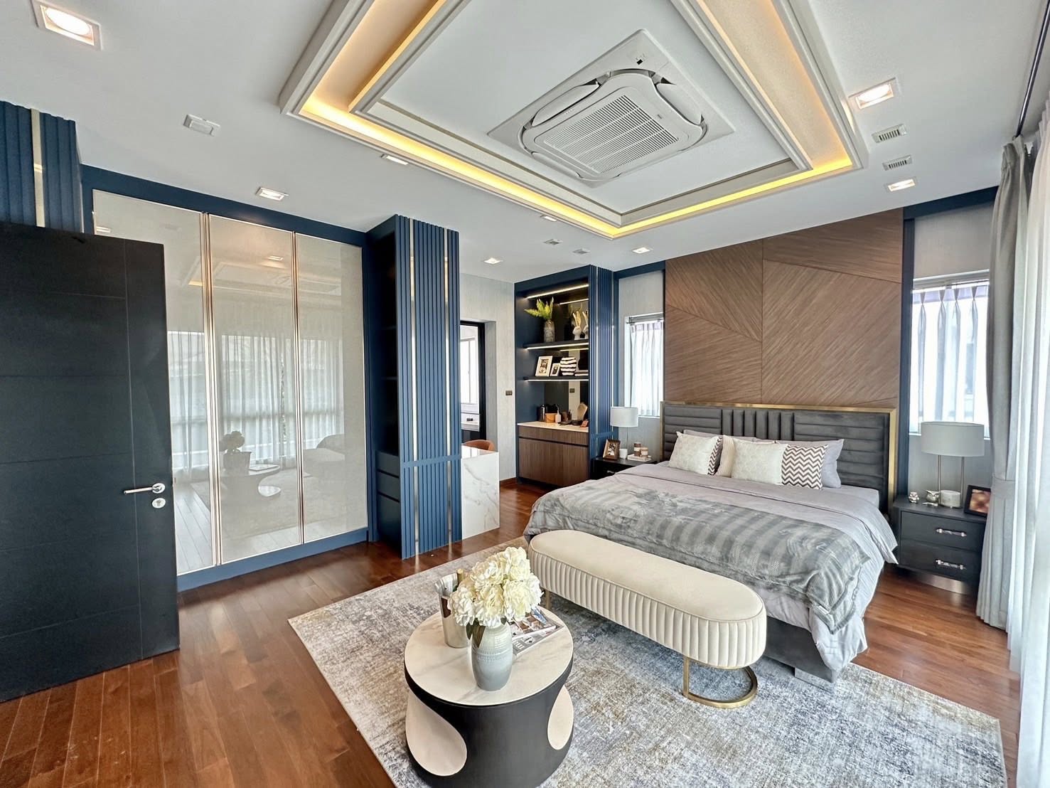 Beautiful Detached House For Rent
