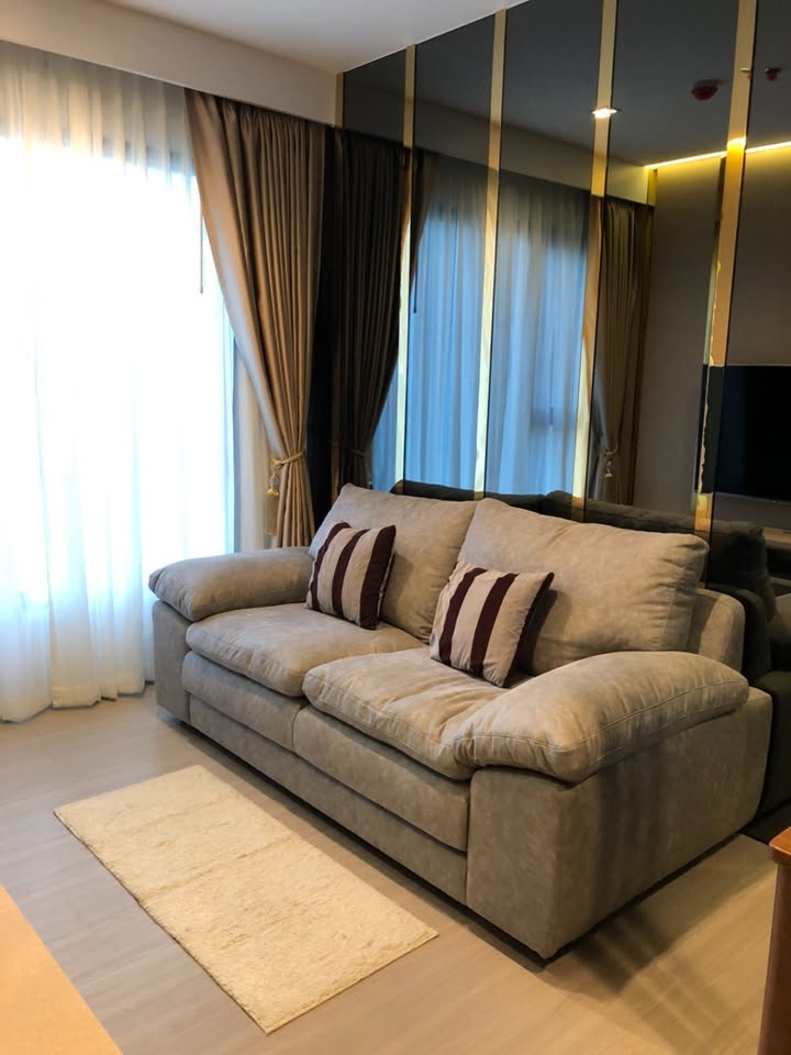 One Bedroom Condo For Rent
