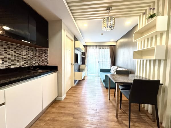 One Bedroom Condo For Rent