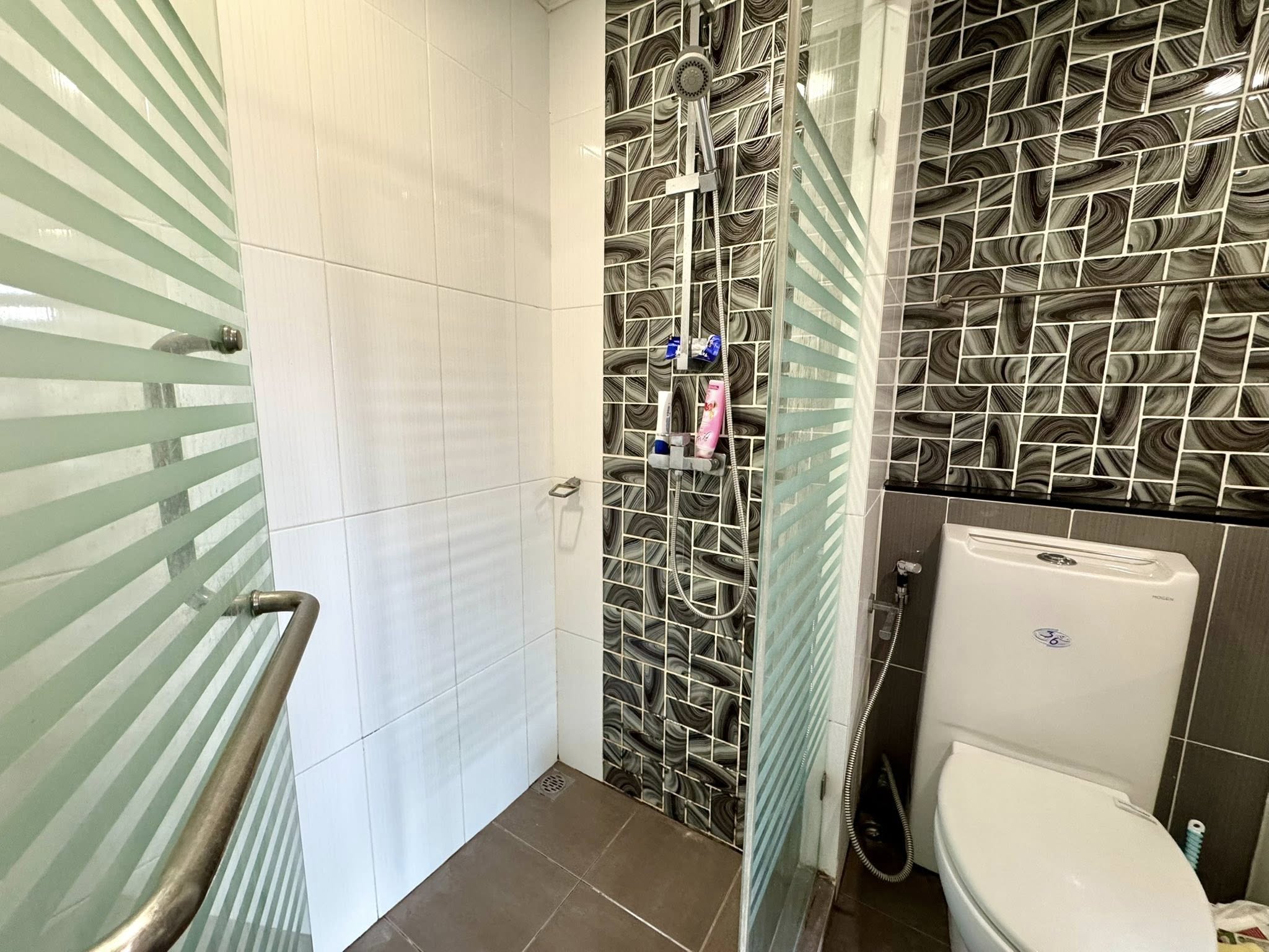 One Bedroom Condo For Rent