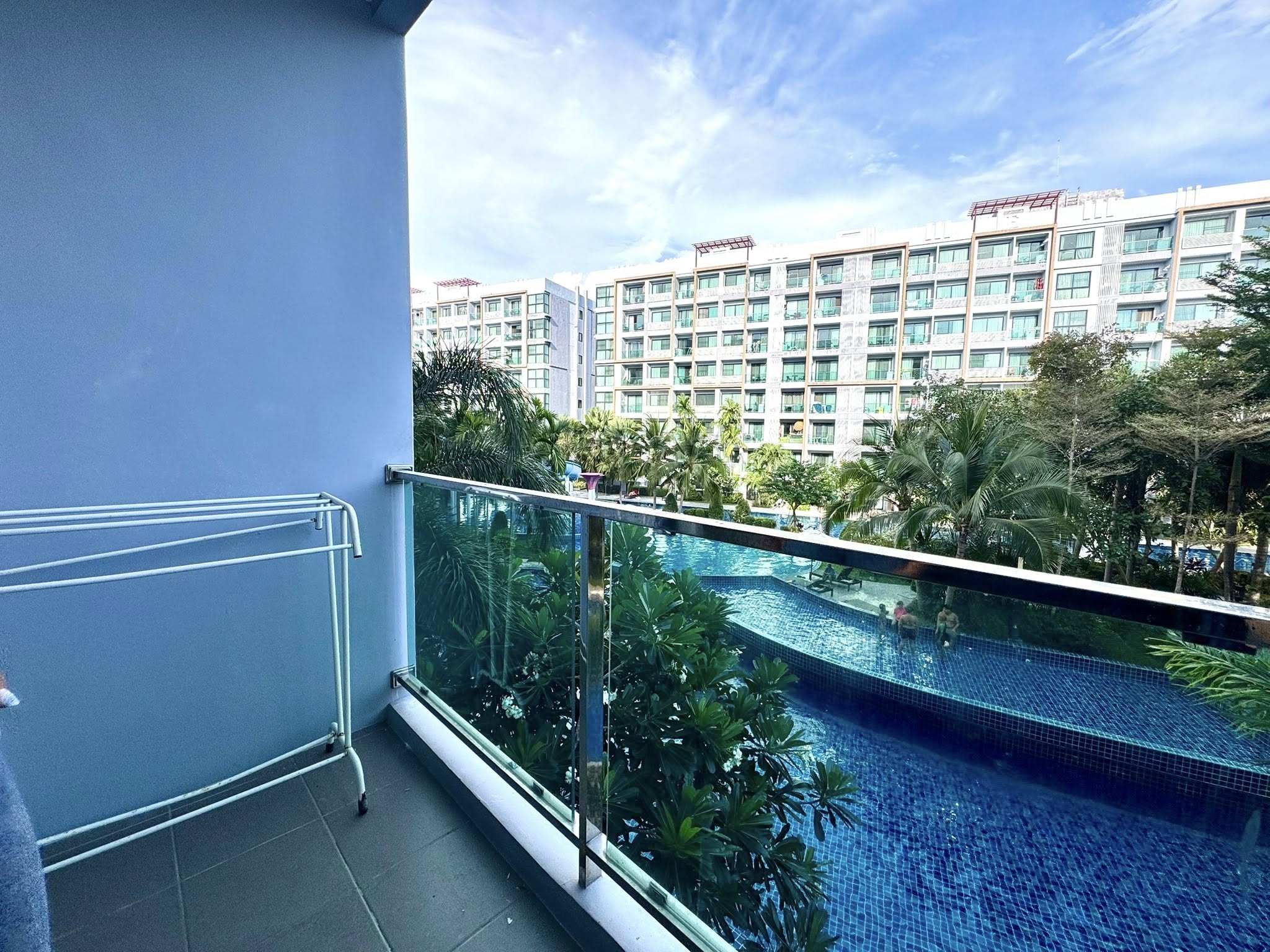 One Bedroom Condo For Rent