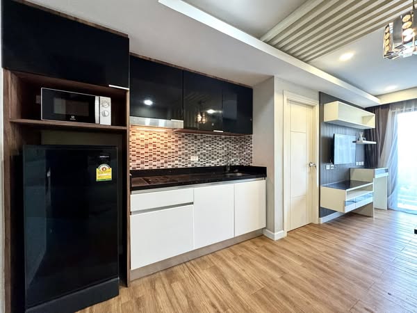 One Bedroom Condo For Rent
