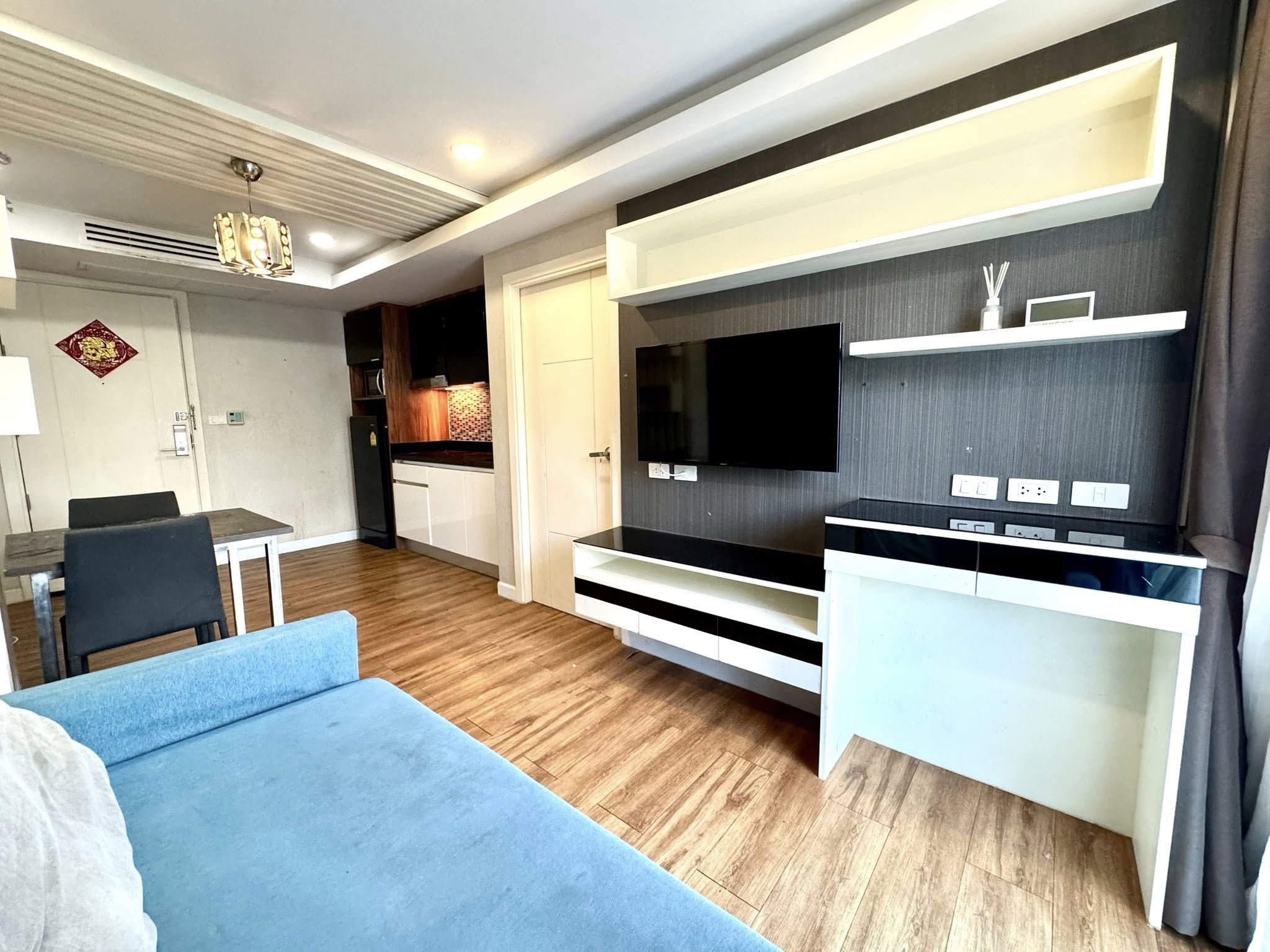One Bedroom Condo For Rent