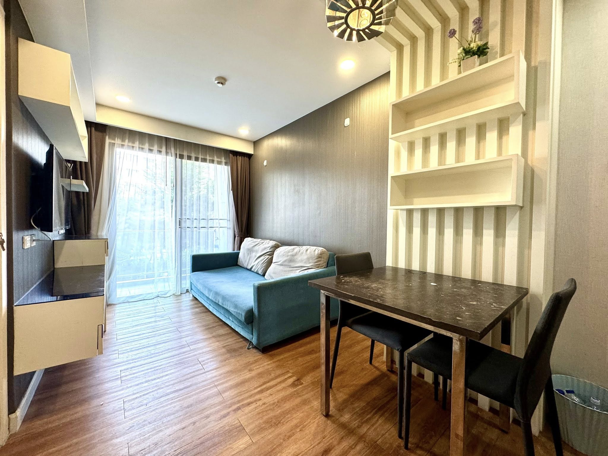 One Bedroom Condo For Rent