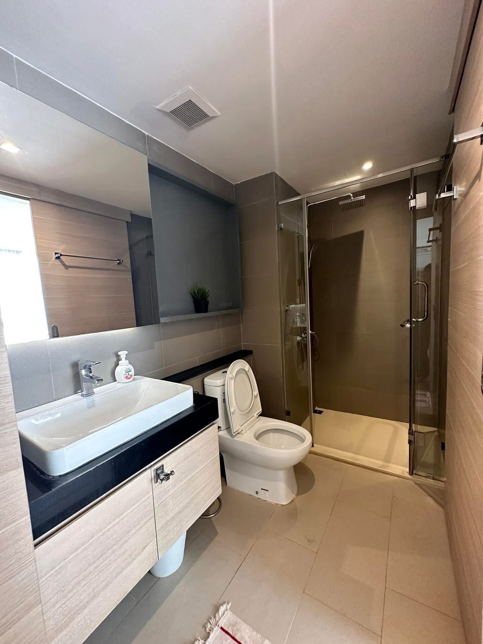 One Bedroom Condo For Rent