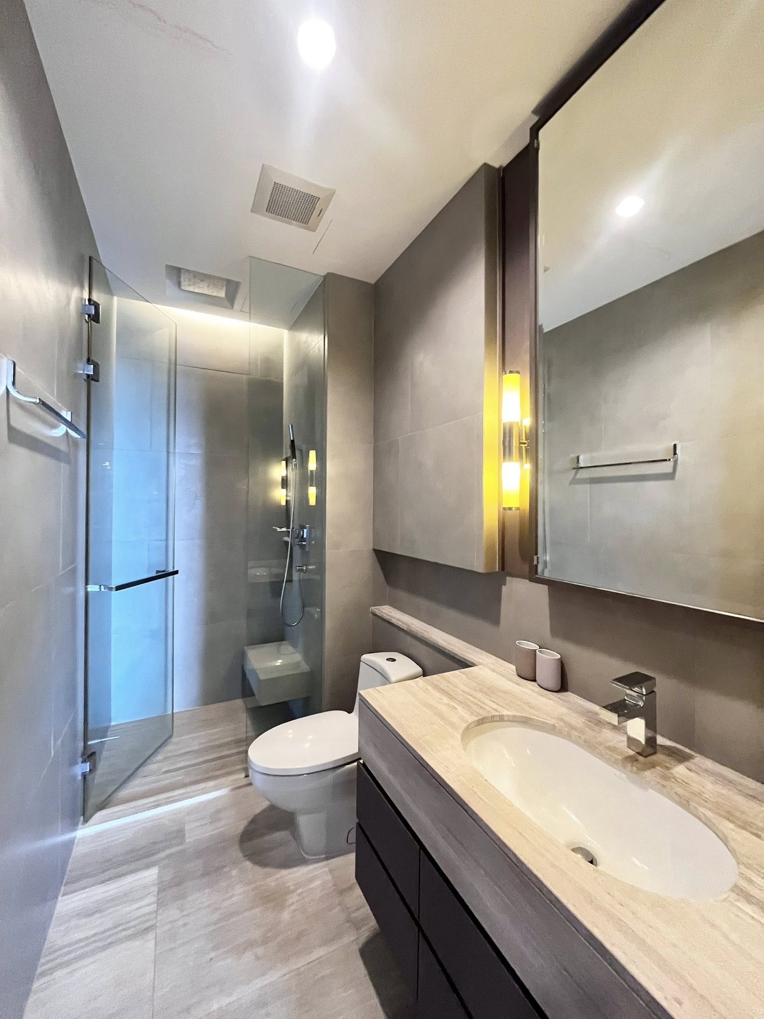 Two Bed Room Apartment For Rent