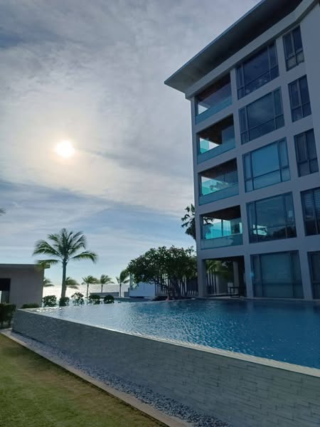 Large Three Bed Room Apartment For Sale