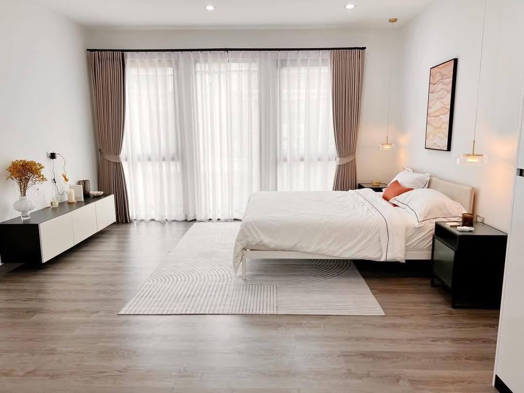Townhouse For Rent