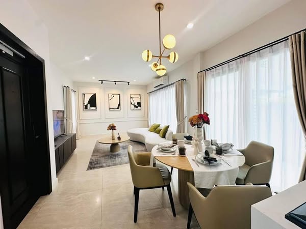 Townhouse For Rent