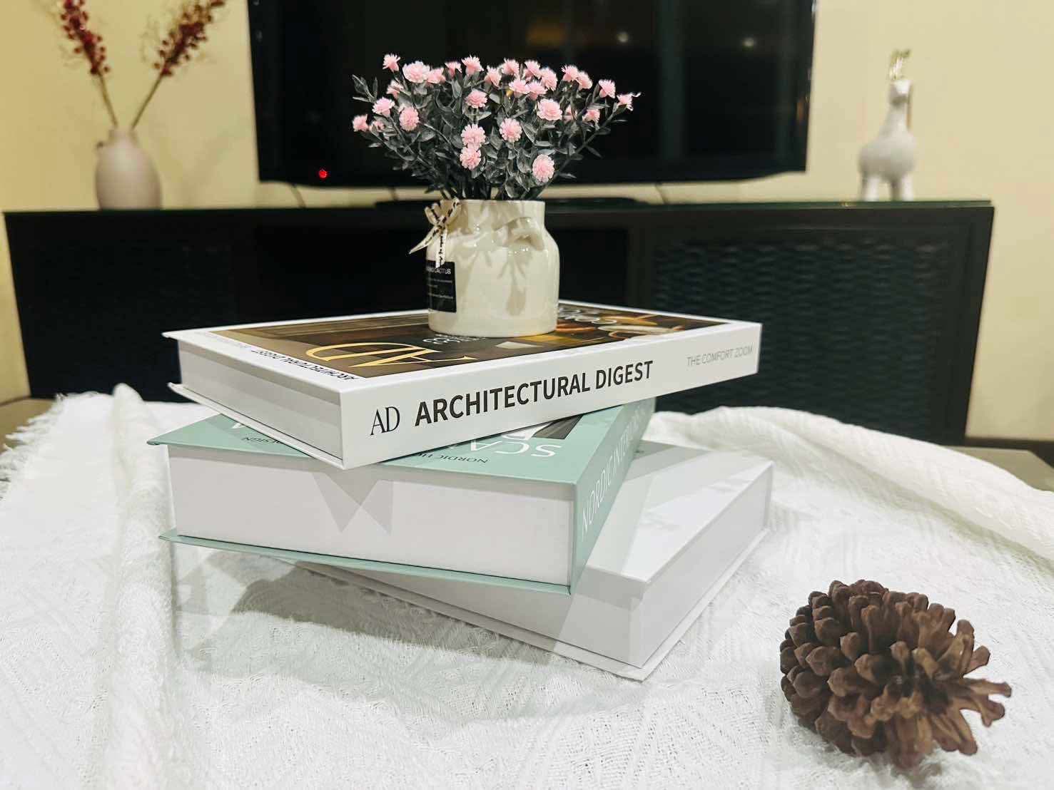 Detached House with Pool For Rent