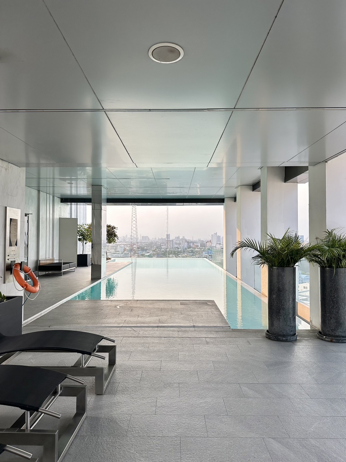 One Bedroom Condo For Rent