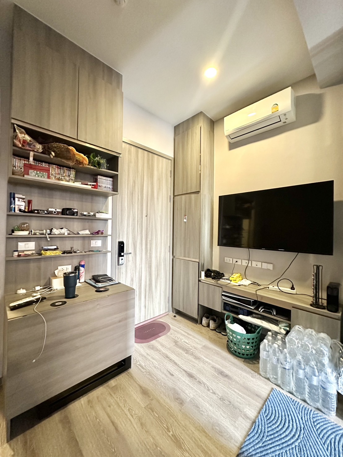 One Bedroom Condo For Rent