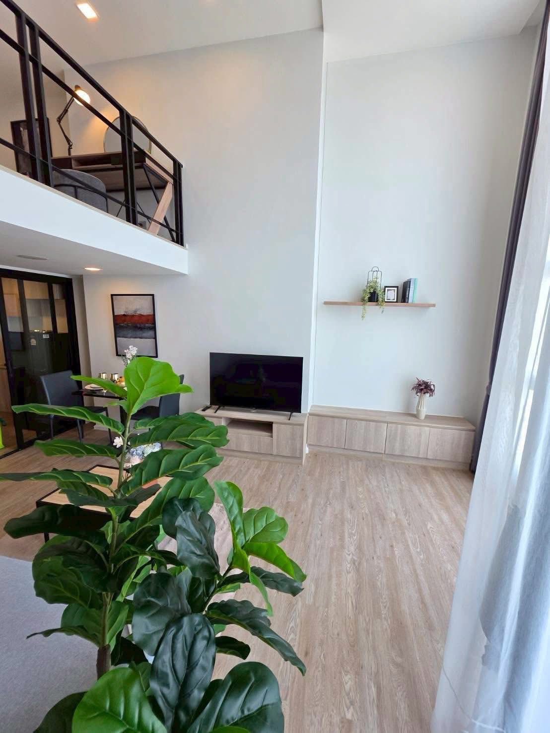 Duplex One Bedroom Apartment For Rent 