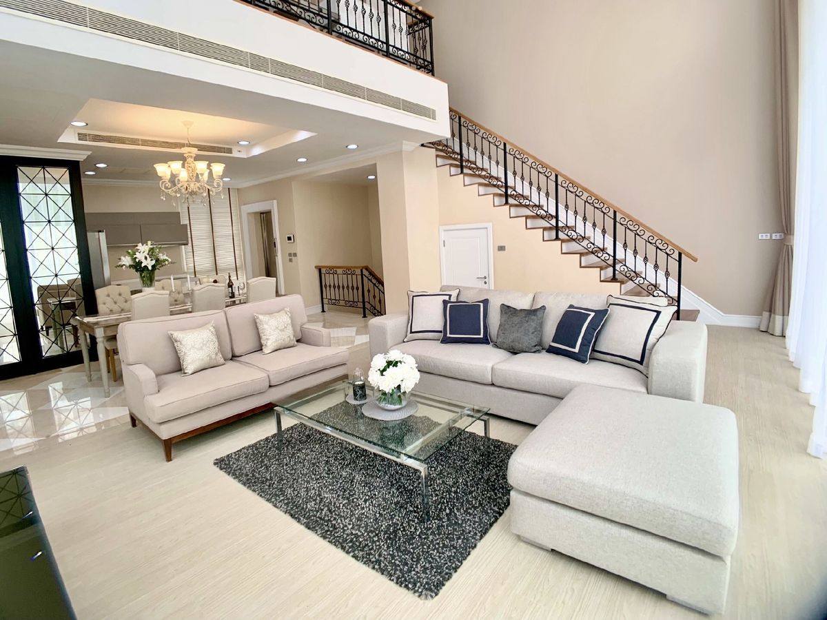 Three Bed Room Apartment For Rent