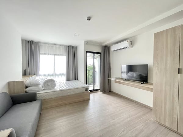 Studio Room For Rent