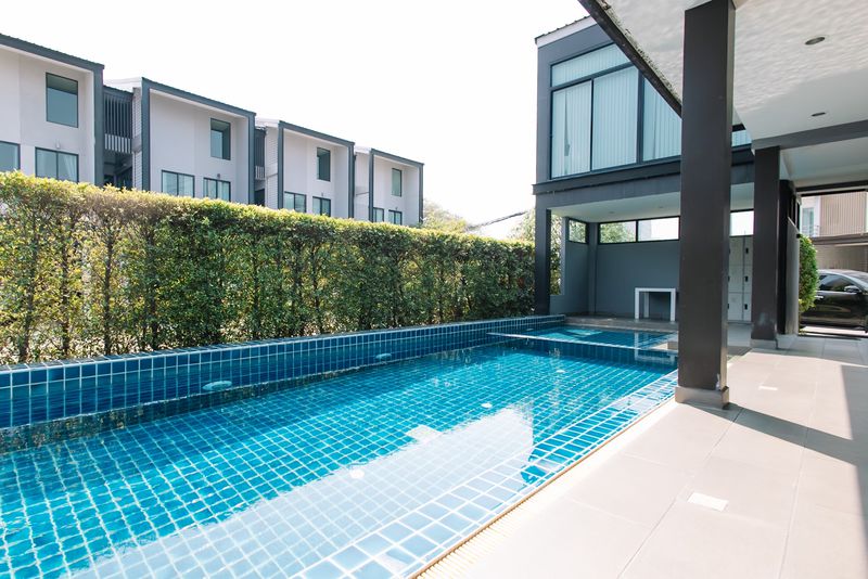 Townhouse for Sale