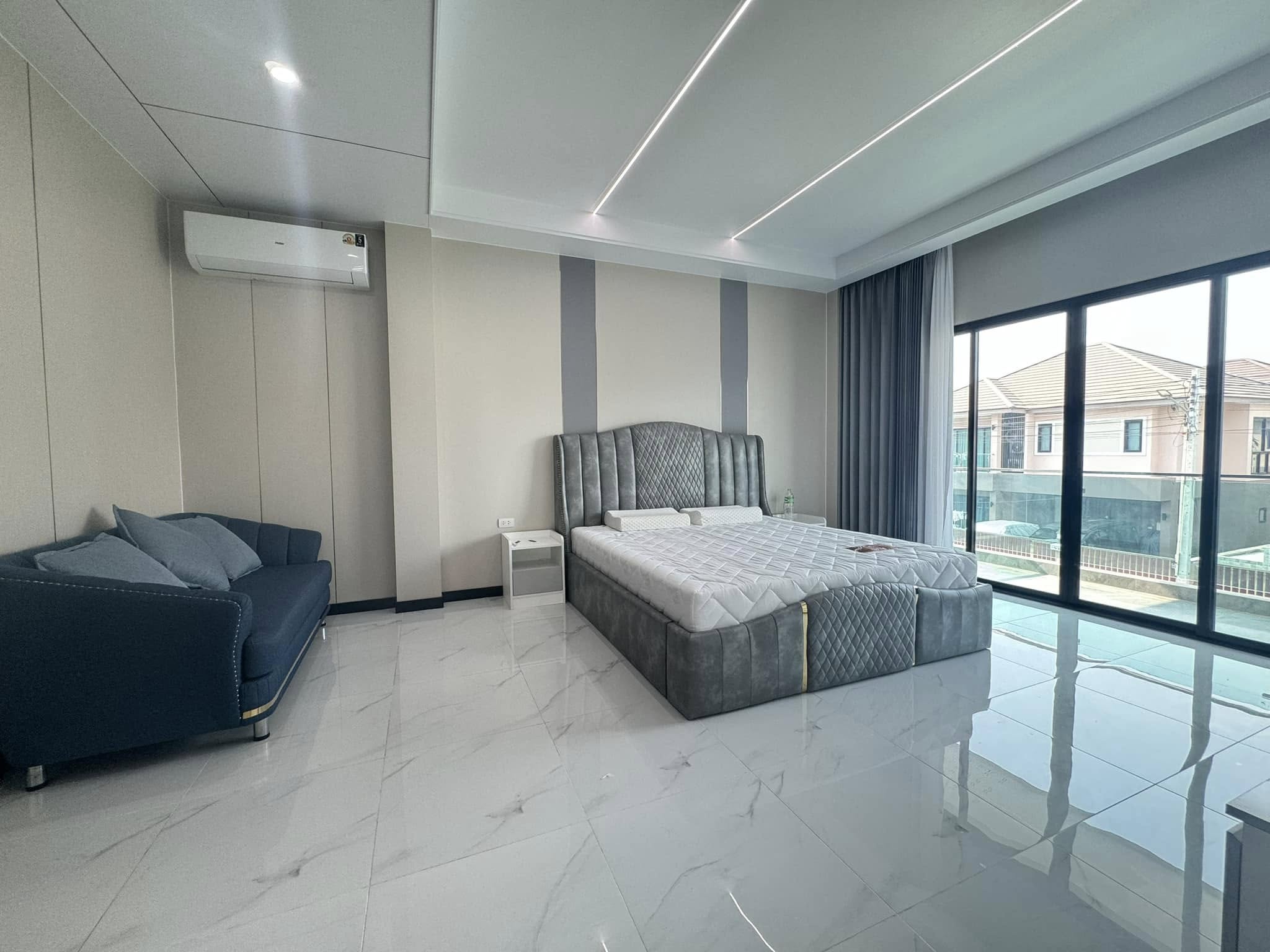 Pool Villa For Rent