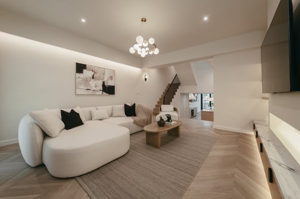 Beautiful Townhouse For Rent