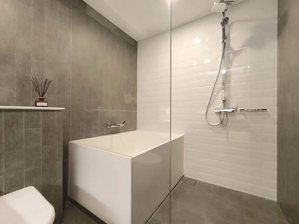 Duplex Two Bedroom Apartment For Rent 