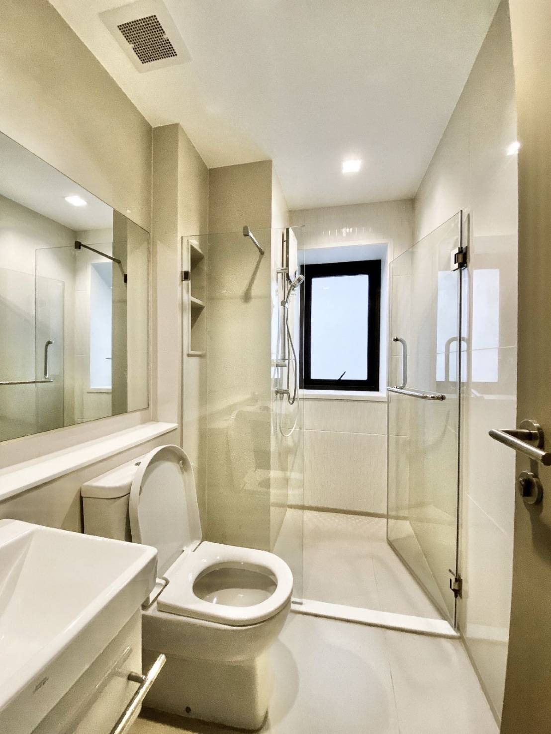 Two Bed Room Apartment For Rent