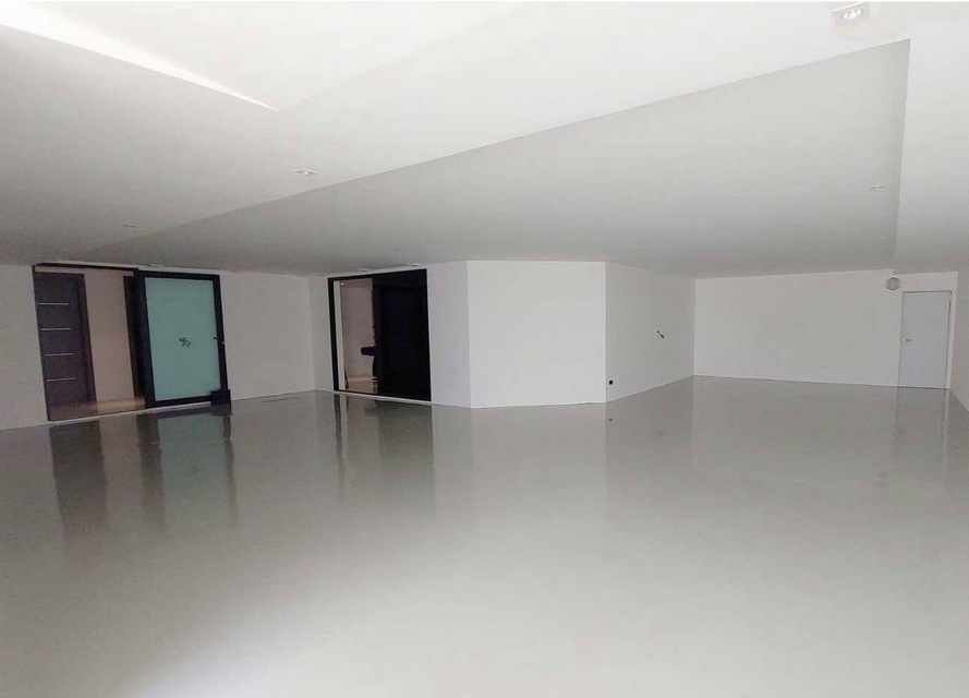 Beautiful Pool Villa For Sale