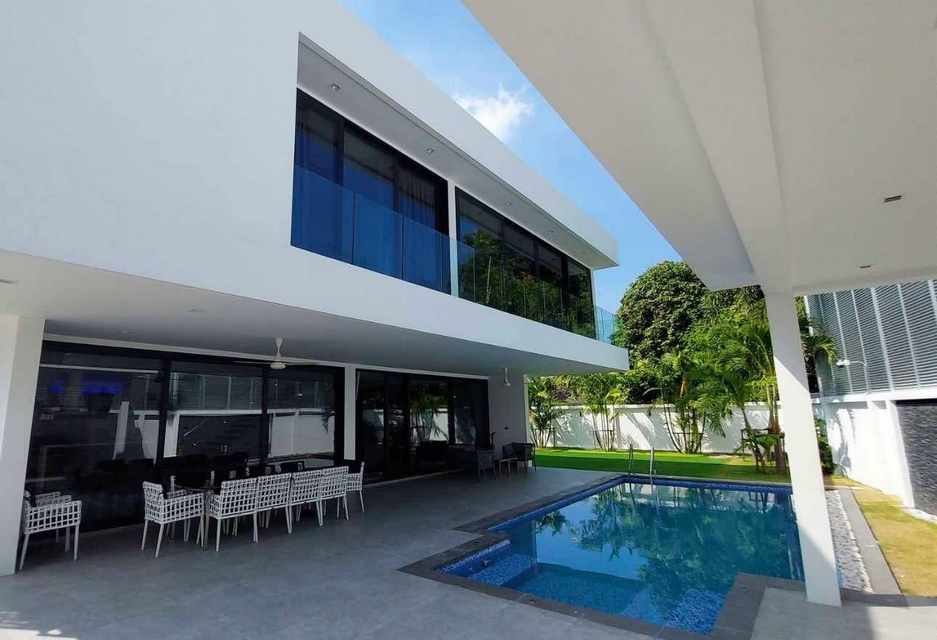 Beautiful Pool Villa For Sale