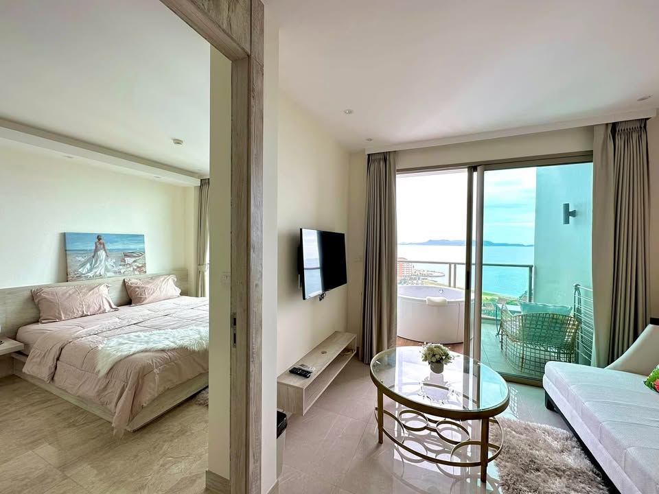 One Bedroom Condo For Rent