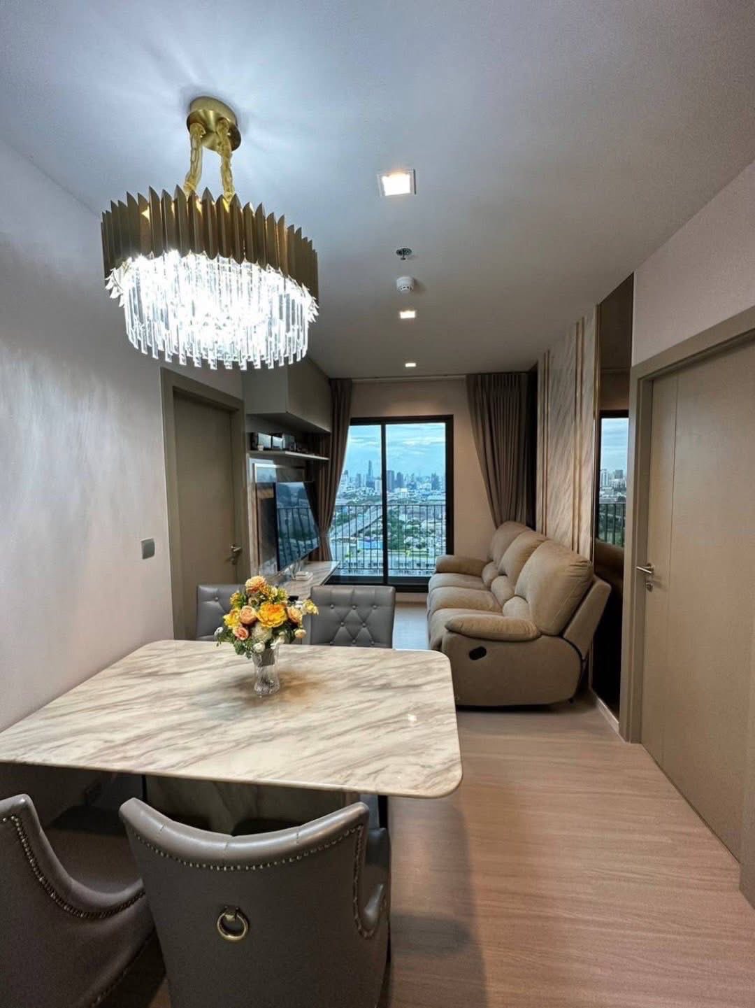 One Bedroom Condo For Rent