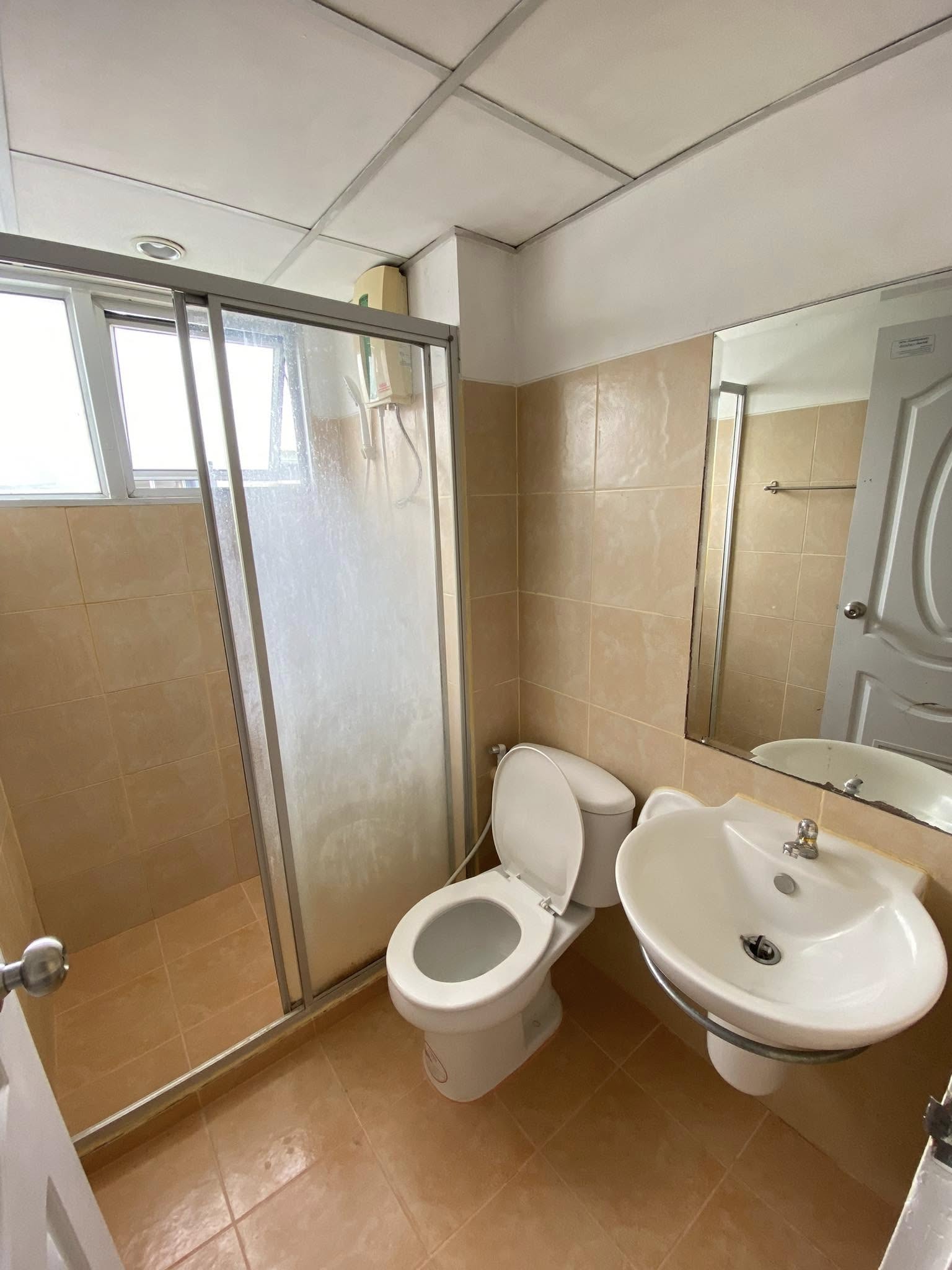 One Bedroom Condo For Rent