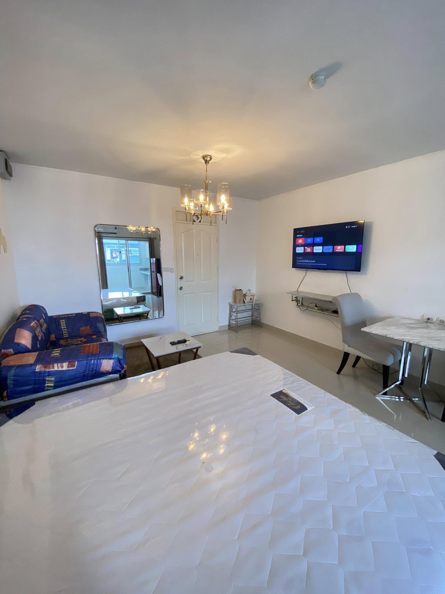 One Bedroom Condo For Rent