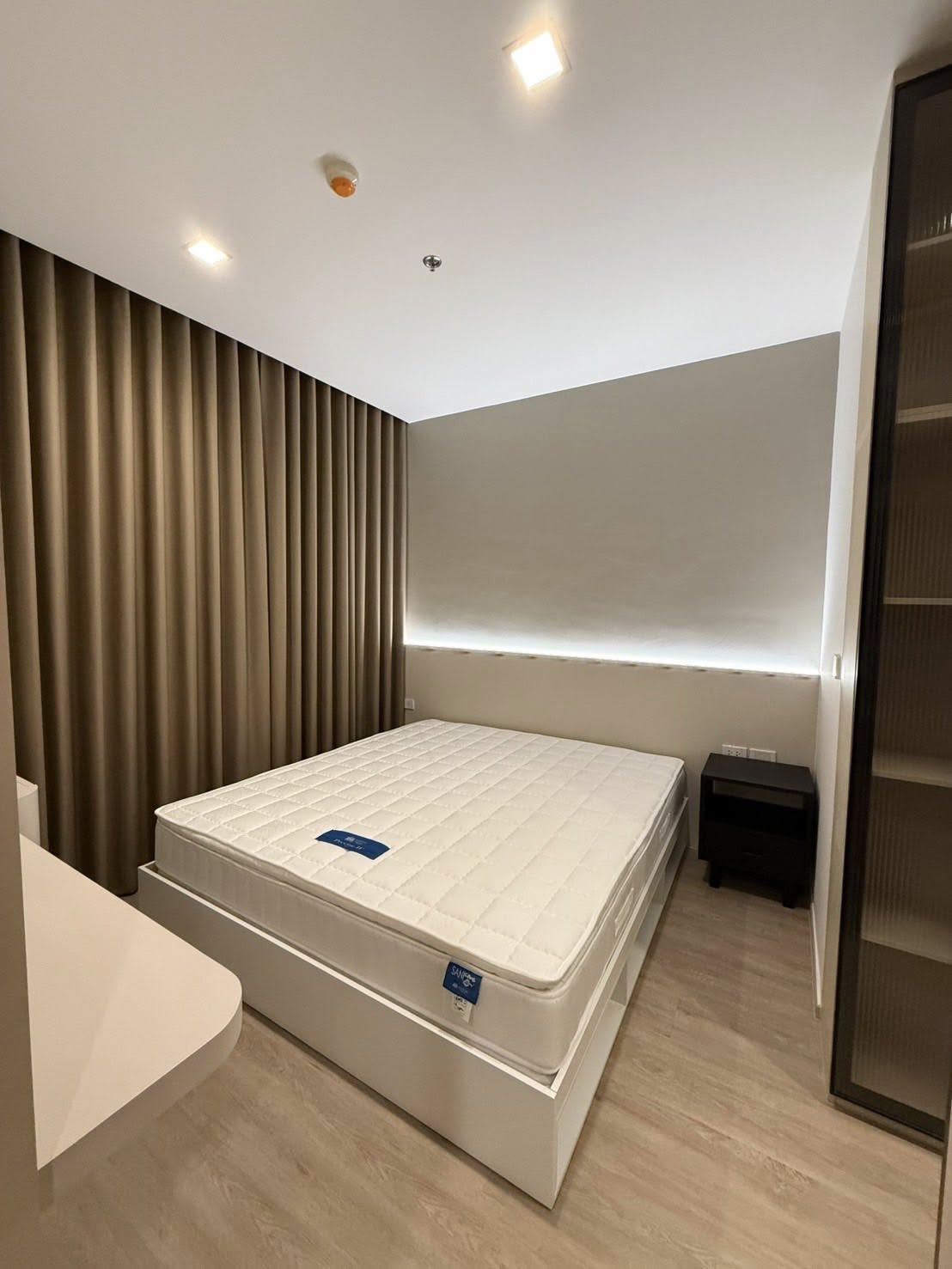 One Bedroom Condo For Rent