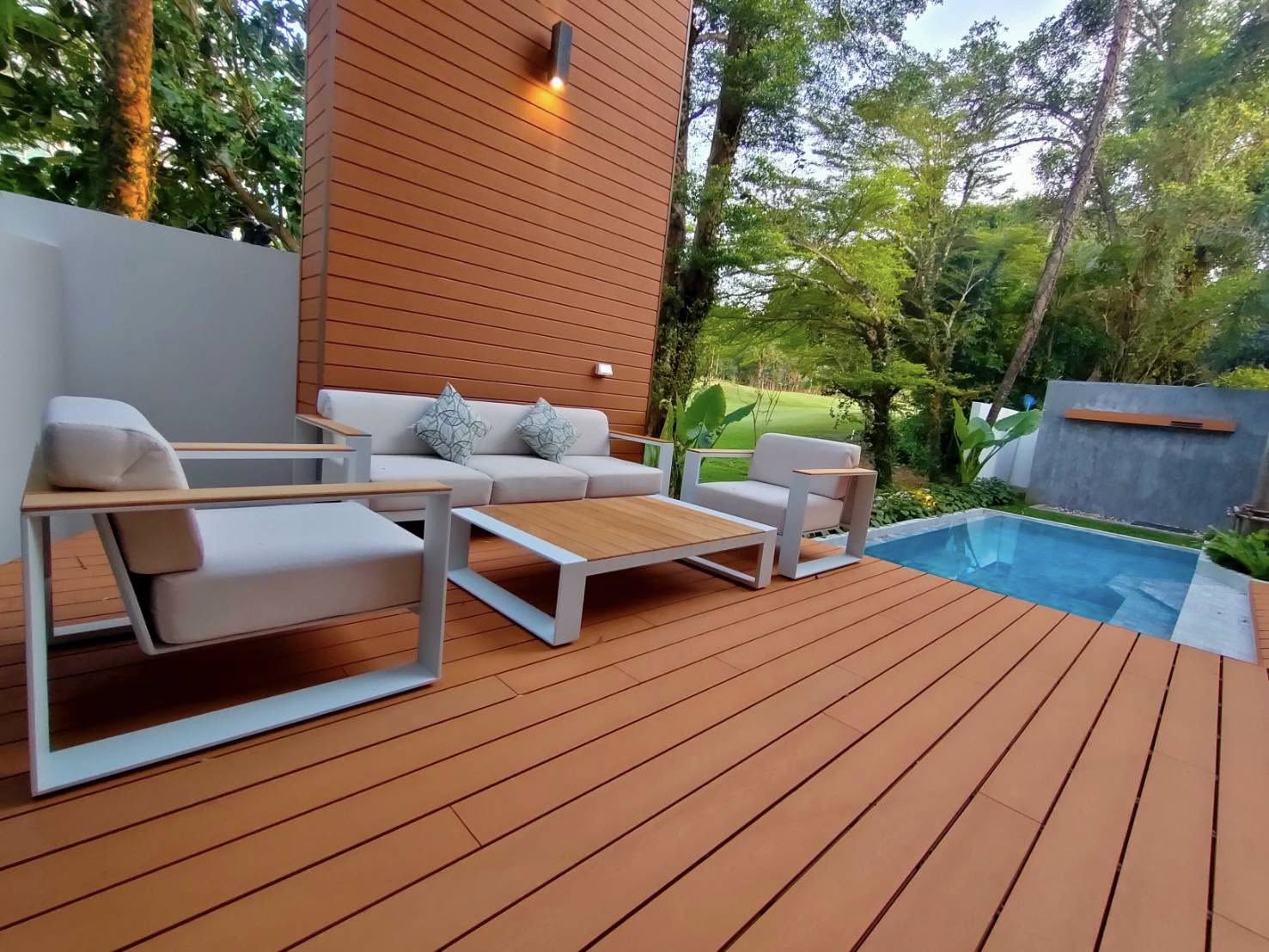 Beautiful House with Pool For Rent
