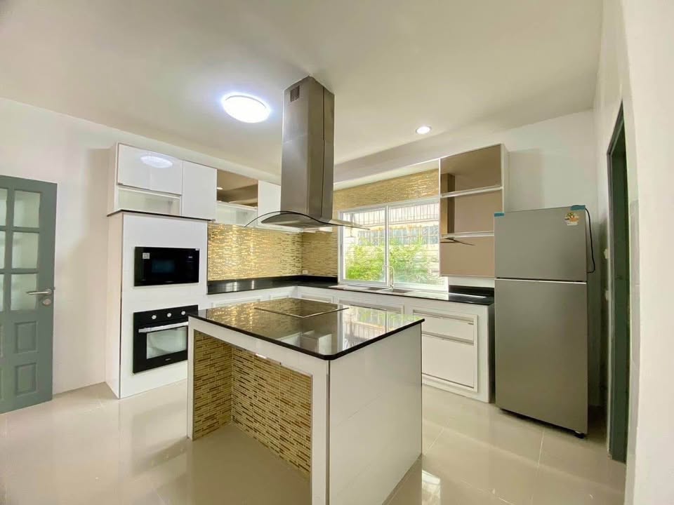 Beautiful House For Rent